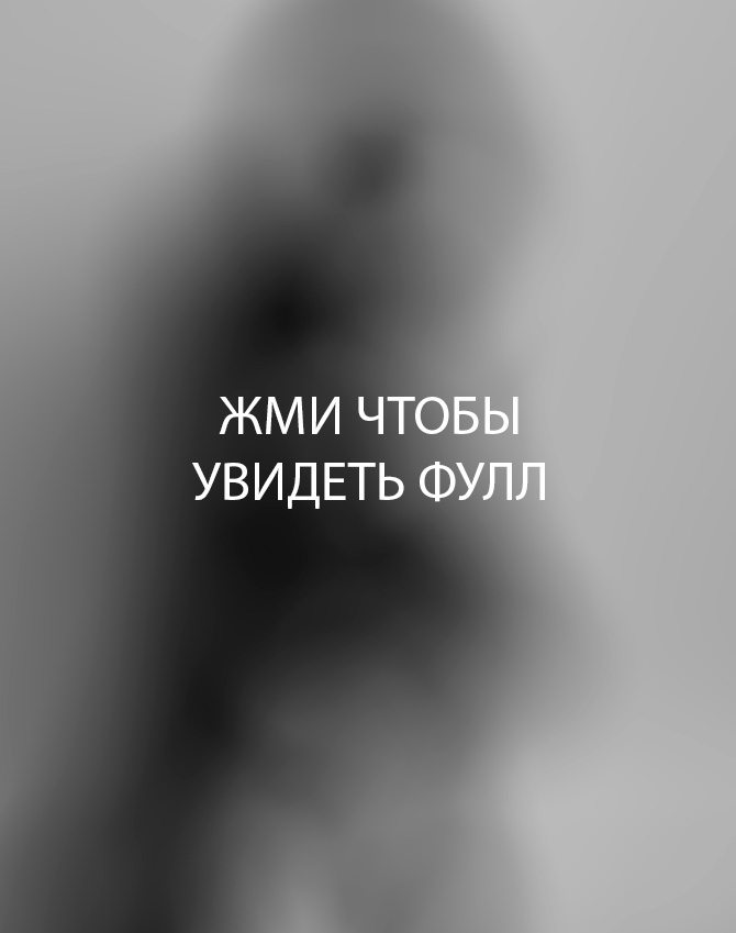 Фотография в чёрном костюме